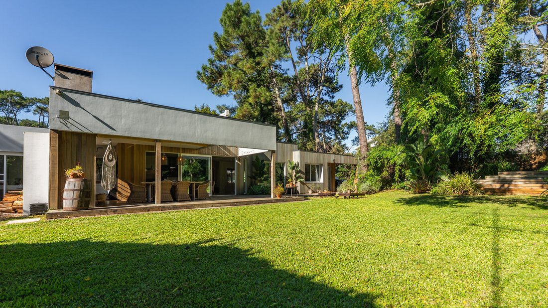 Apartment in Punta del Este, Maldonado Department, Uruguay 1 - 18054921