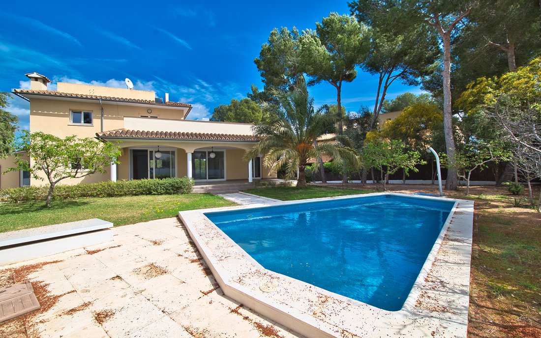 Villa in Sol de Mallorca, Calvia, Balearic Islands 1 - 18054909