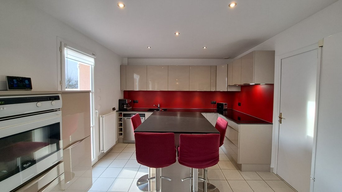 Villa in Les Communes, Bois-d'Arcy, France 4 - 18055861