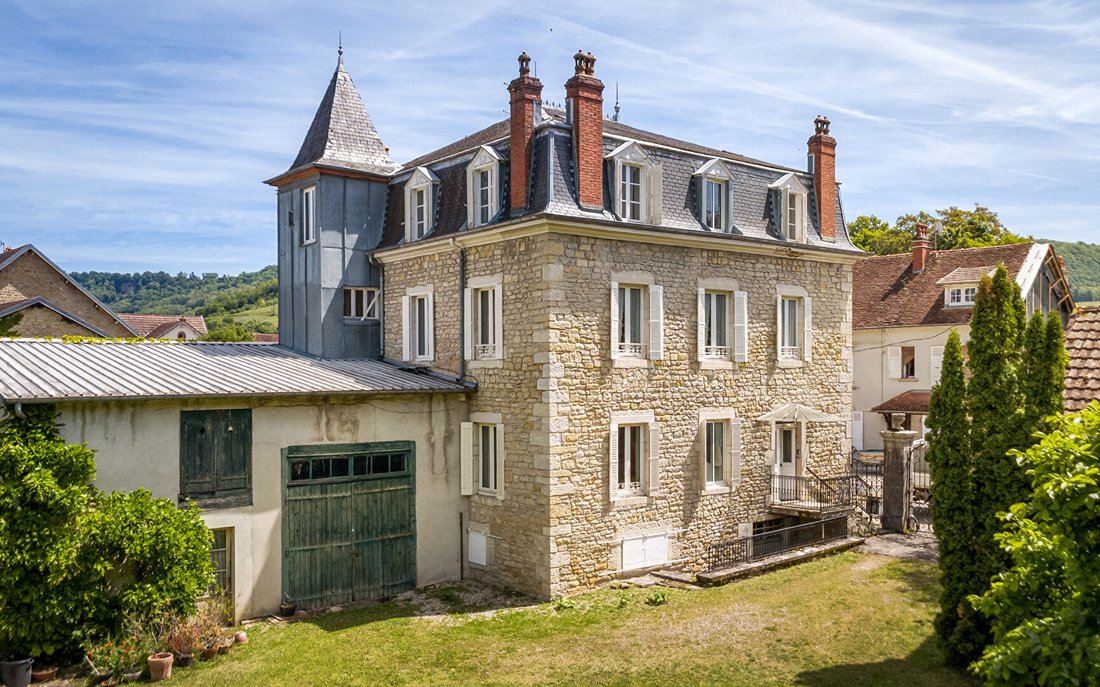 Villa in Chateau-Chalon, Bourgogne – Franche-Comté, France 4 - 18055848