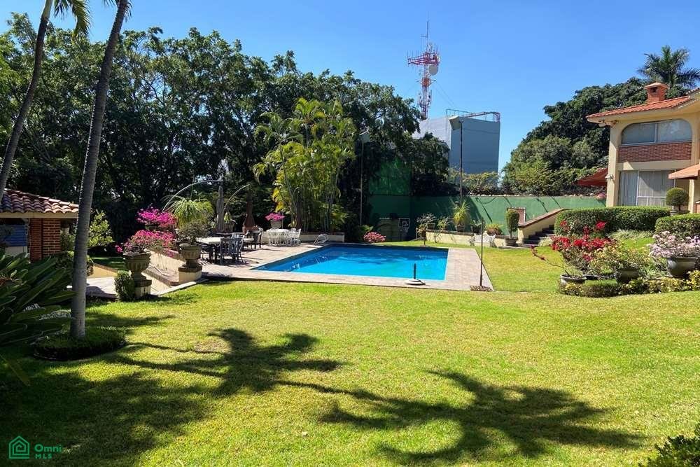 House in Cuernavaca, Morelos, Mexico 4 - 18026861