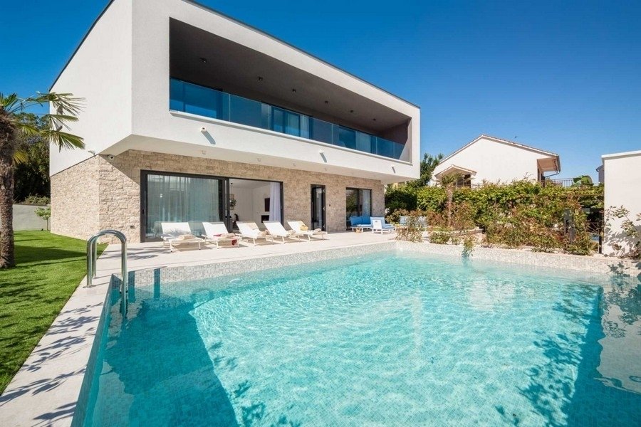Villa in Rogoznica, Sibenik-Knin County, Croatia 1 - 18055078