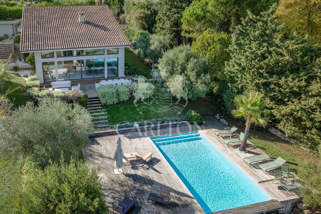 Villa in Valbonne, Provence-Alpes-Côte d'Azur, France 1 - 17668931