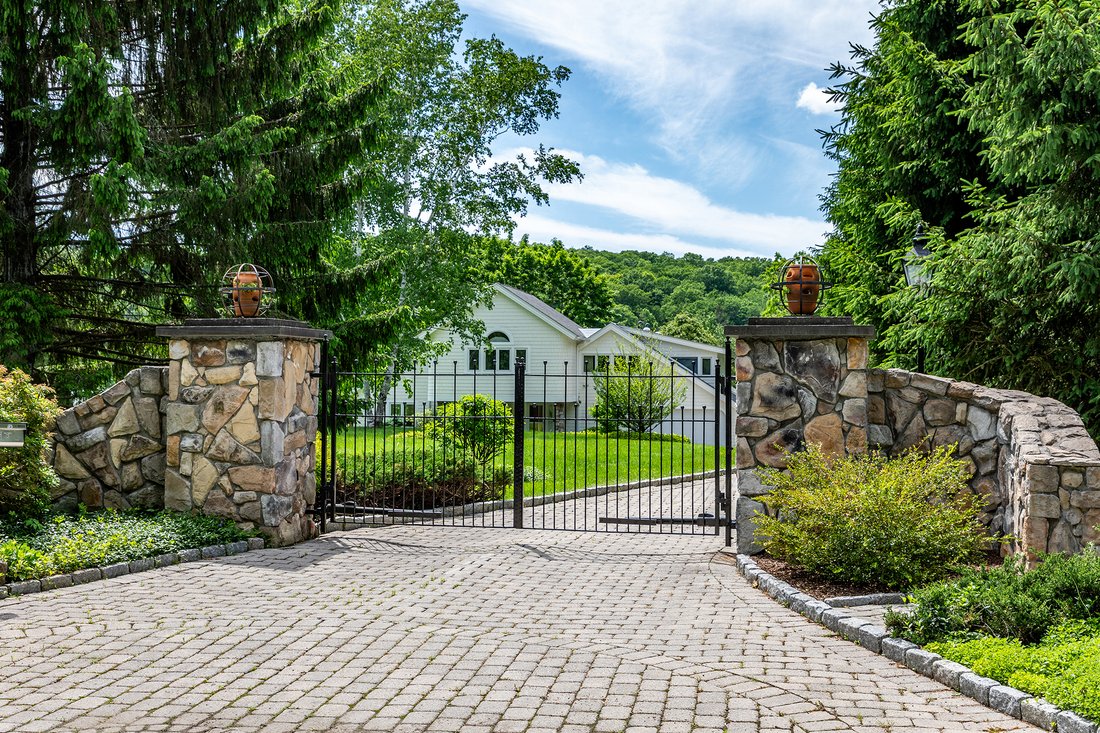 House in Warren, Connecticut, United States 2 - 18055640