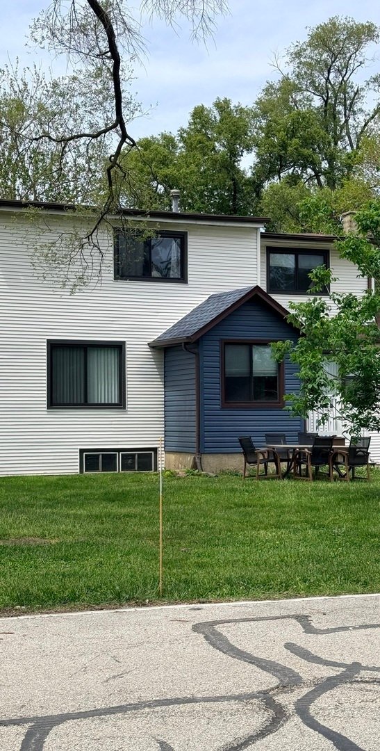 House in Des Plaines, Illinois, United States 2 - 17744385