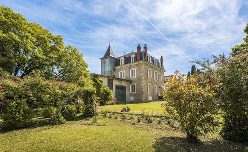 Villa a Chateau-Chalon, Borgogna-Franca Contea, Francia 1