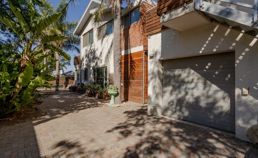 House in Arbeidslus, Western Cape, South Africa 1