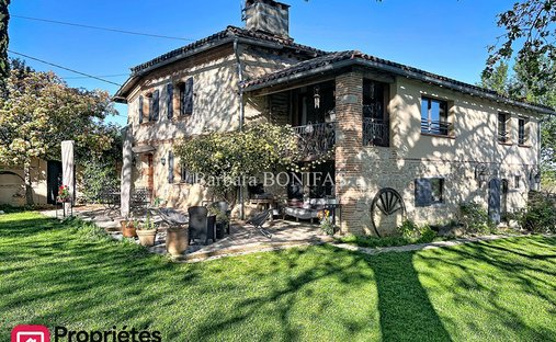 Villa in Buzet-sur-Tarn, Occitania, France 1