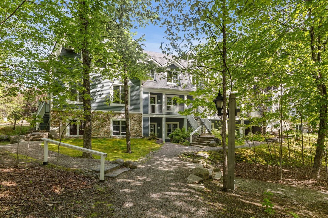 Condo in Mont-Tremblant, Quebec, Canada 2 - 18058745