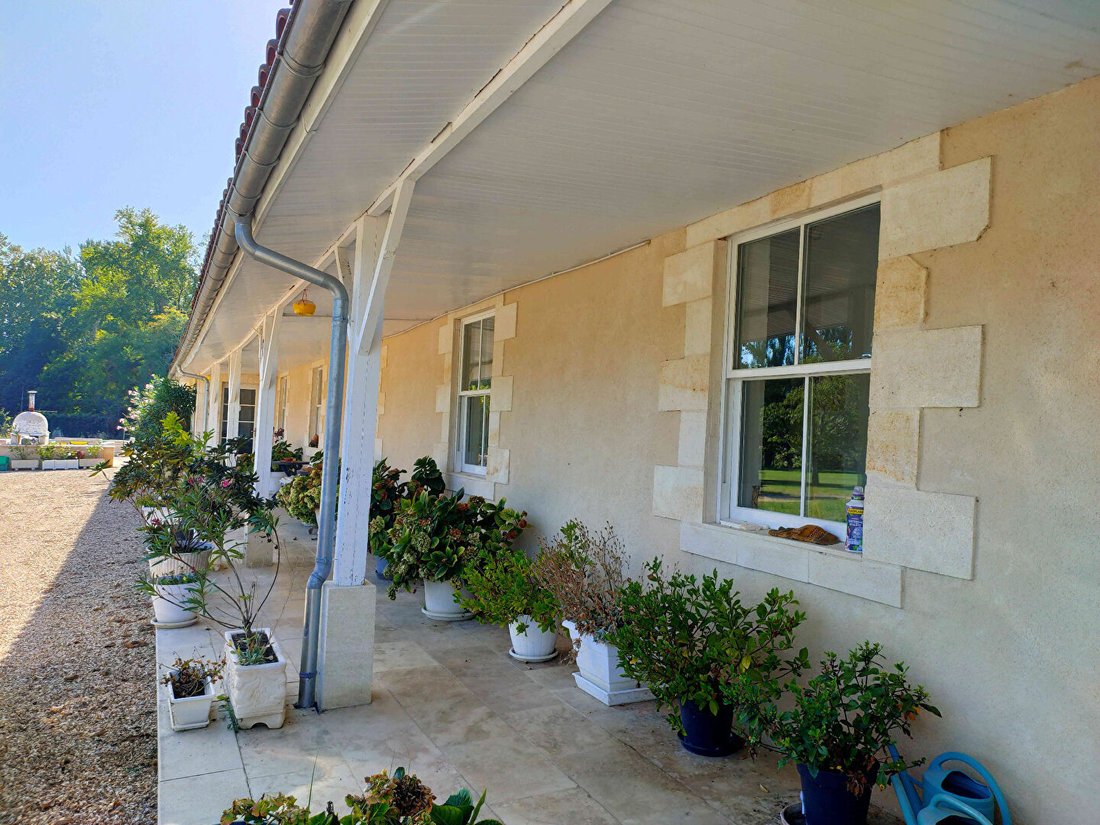 Villa in Juillac, Nouvelle-Aquitaine, France 3 - 18055837