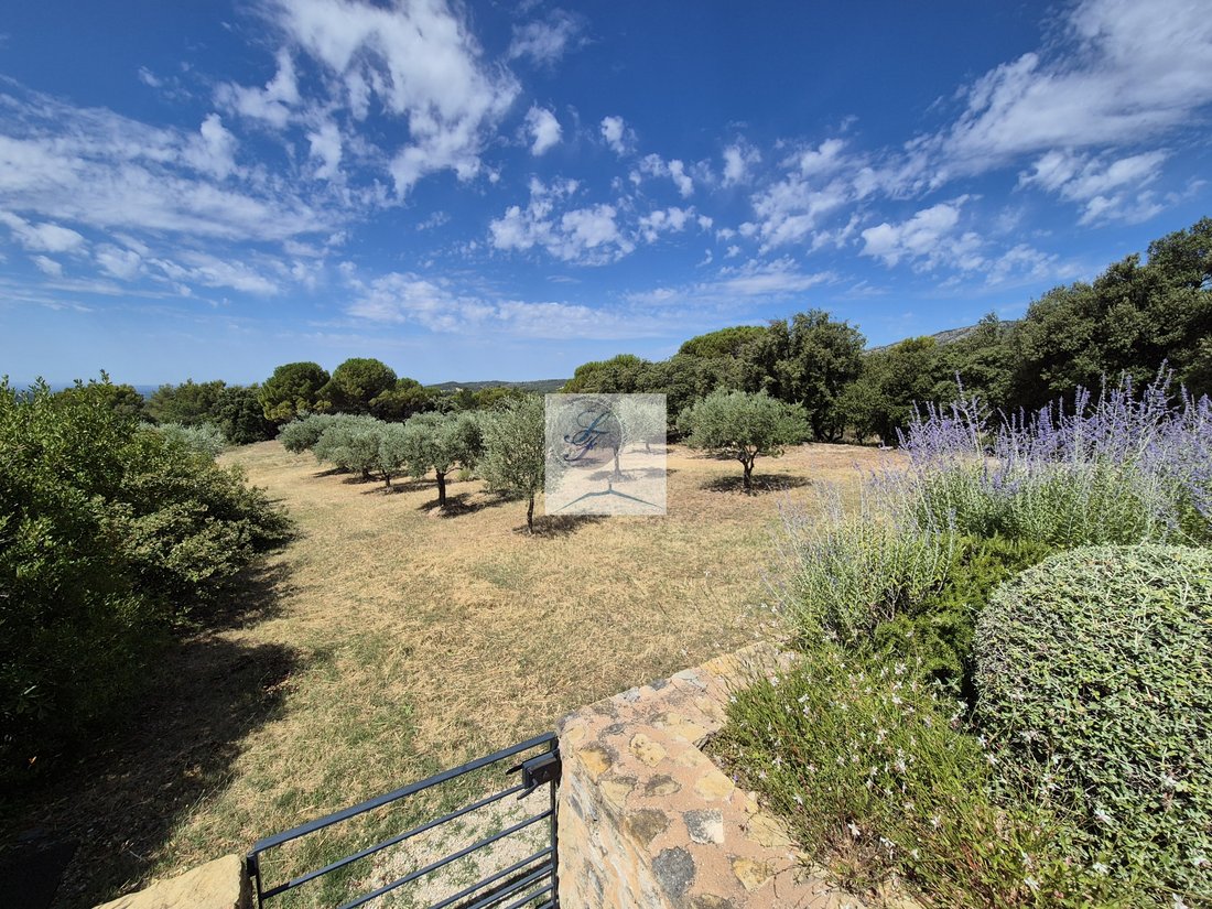House in Bédoin, Provence-Alpes-Côte d'Azur, France 5 - 18055097