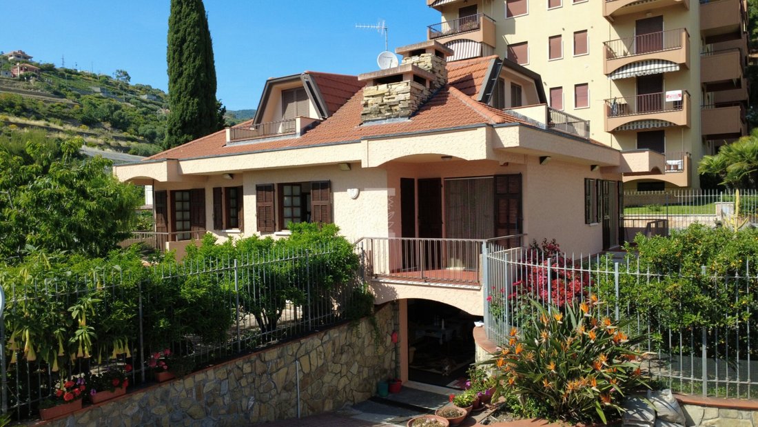 Villa in Santo Stefano al Mare, Liguria, Italy 4 - 18054839