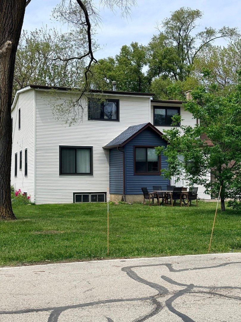House in Des Plaines, Illinois, United States 1 - 17744385