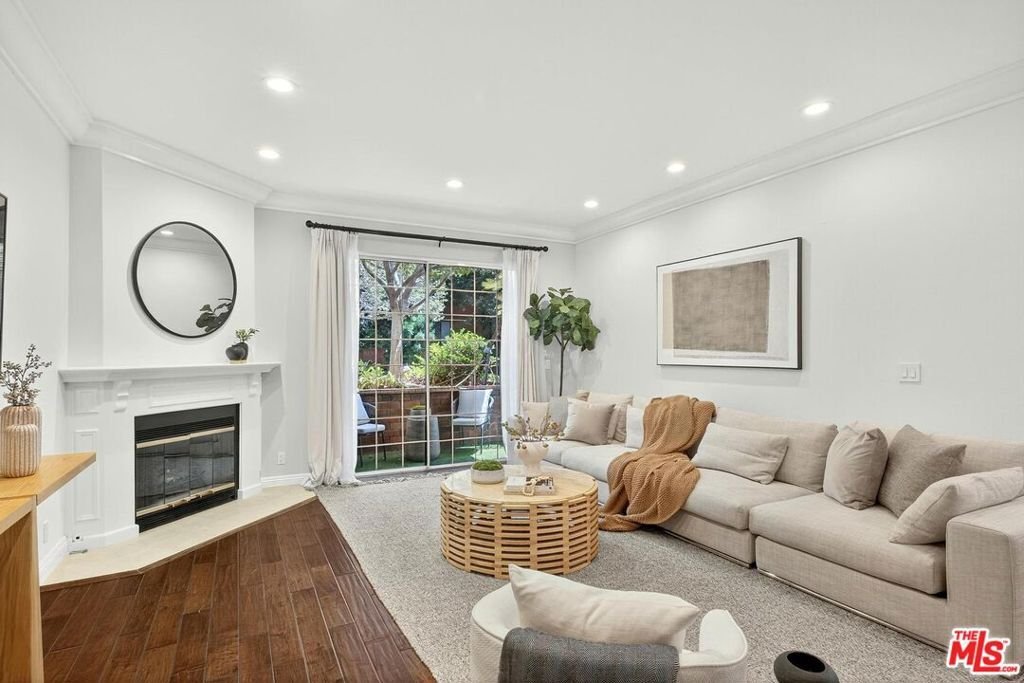 Condo in Beverly Hills, California, United States 5 - 18058478