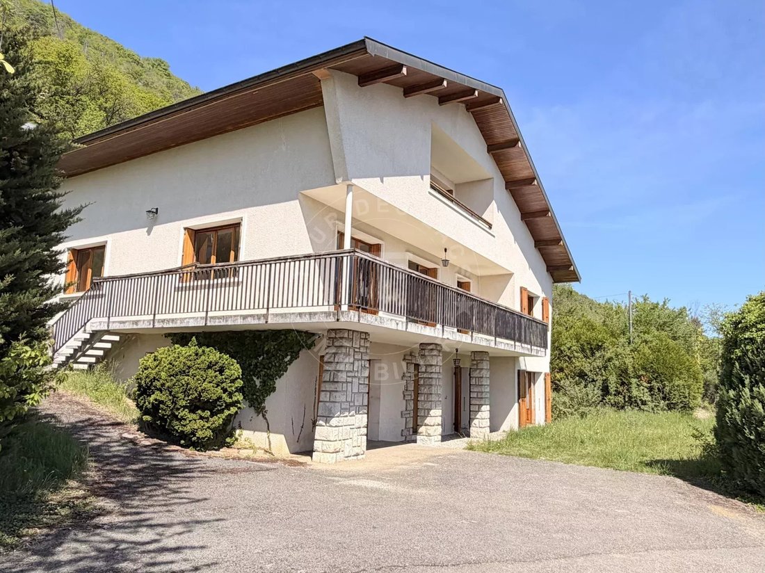 House in Sévrier, Auvergne-Rhône-Alpes, France 2 - 18055511