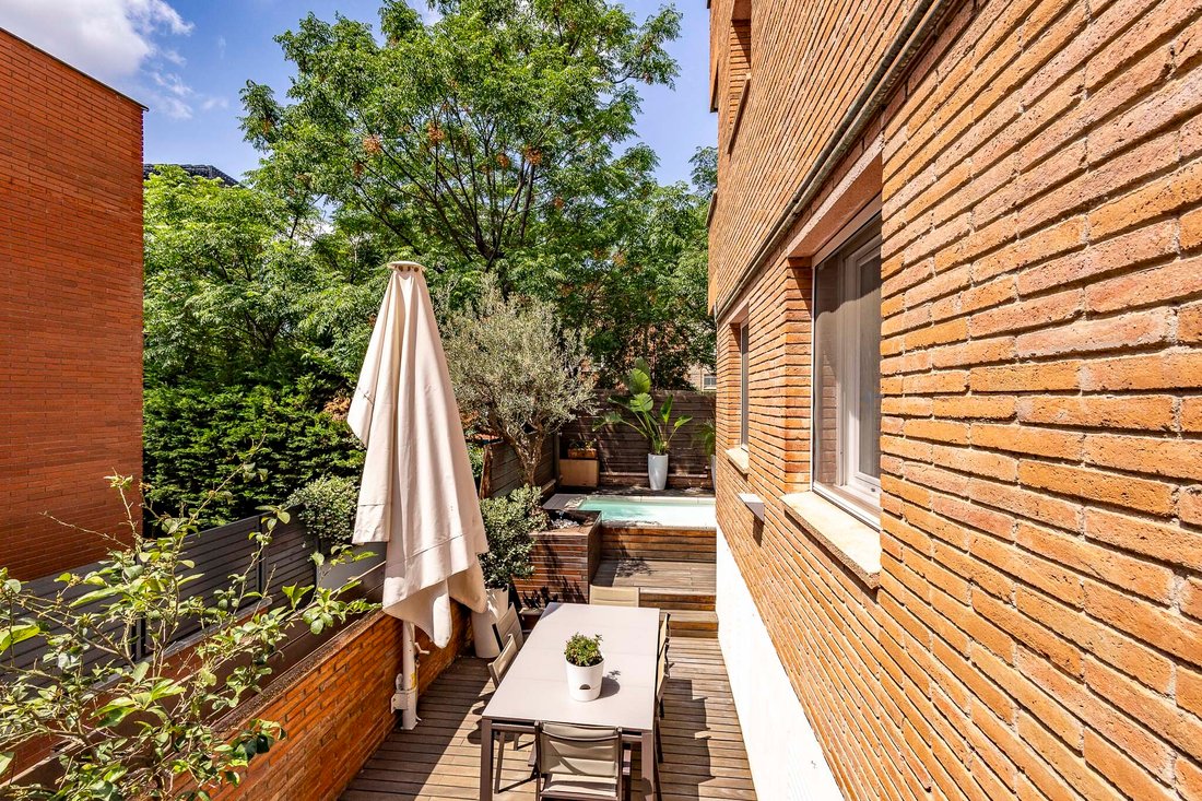 Apartment in Esplugues de Llobregat, Catalonia, Spain 2 - 18058796