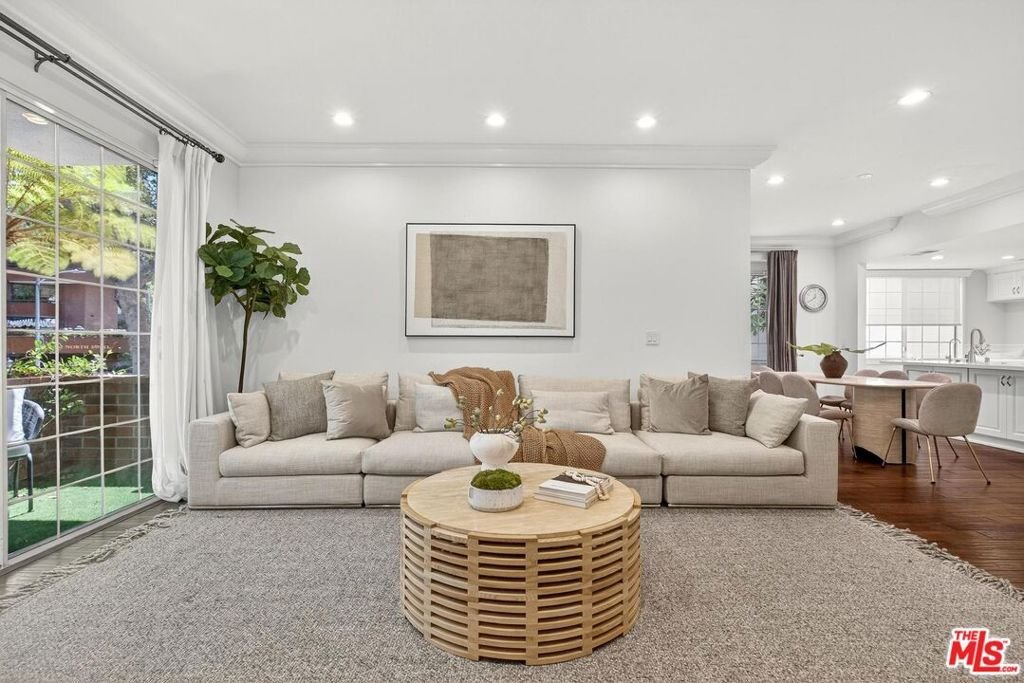 Condo in Beverly Hills, California, United States 1 - 18058478