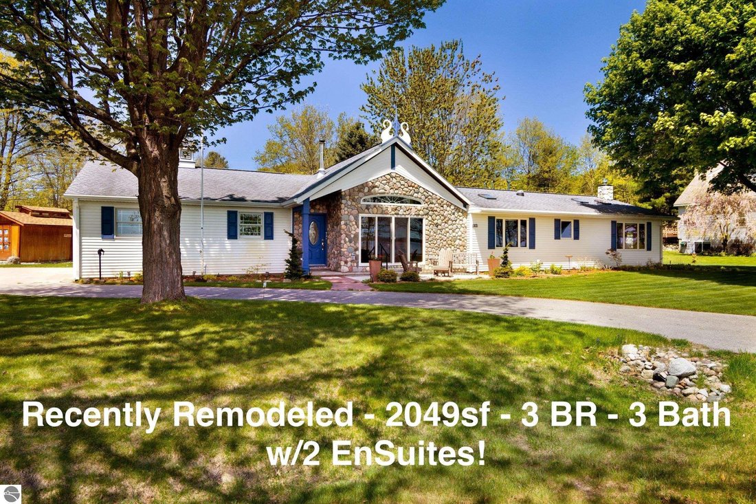 House in Traverse City, Michigan, United States 5 - 18058647