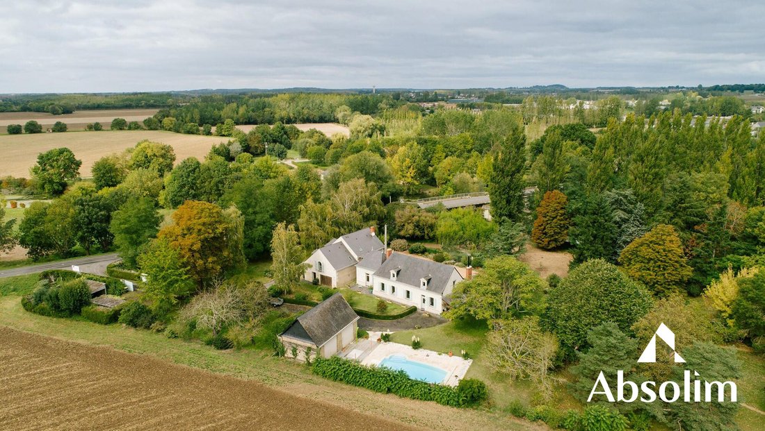 House in Maze, Maze-Milon, France 3 - 18059984