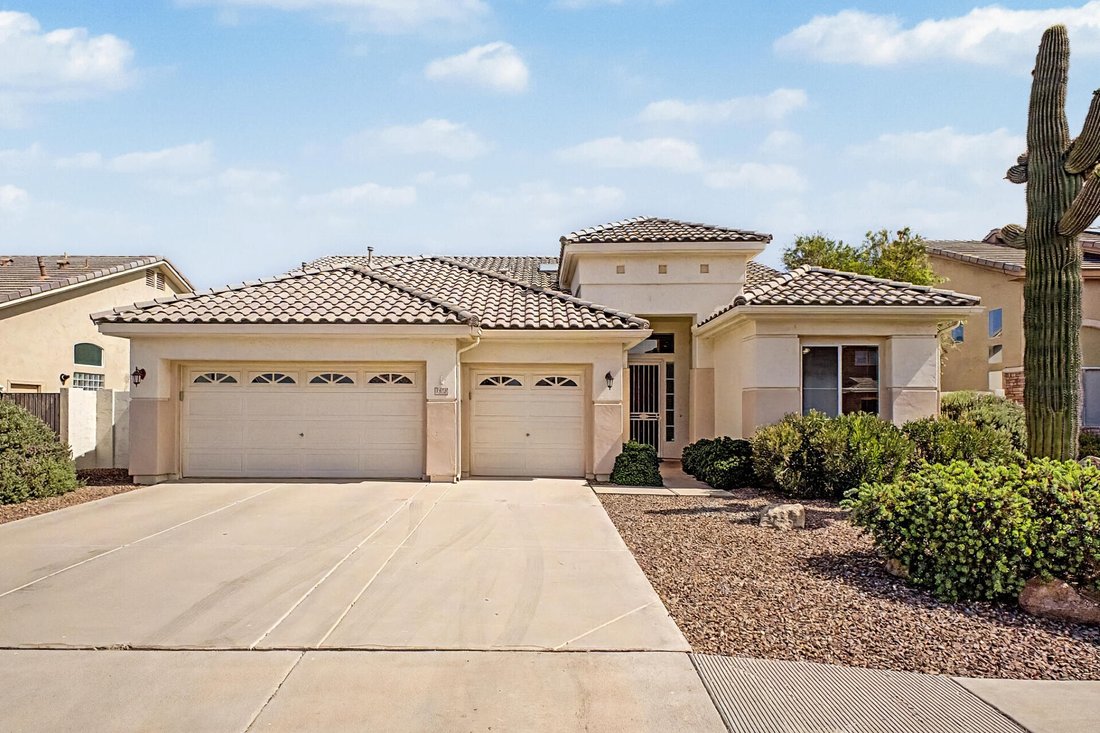 Chandler, Arizona, United States 1 - 18045629