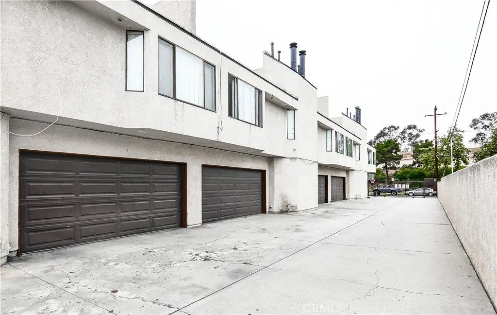 Bellflower, California, United States 4 - 18057666