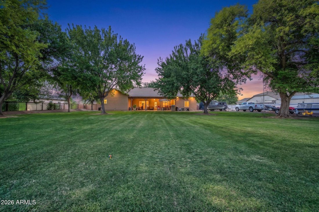 House in Gilbert, Arizona, United States 4 - 18059381