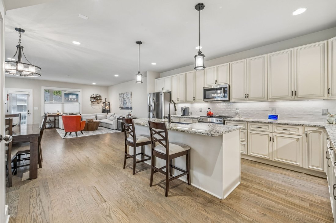 Co Op in Nashville, Tennessee, United States 4 - 18057738