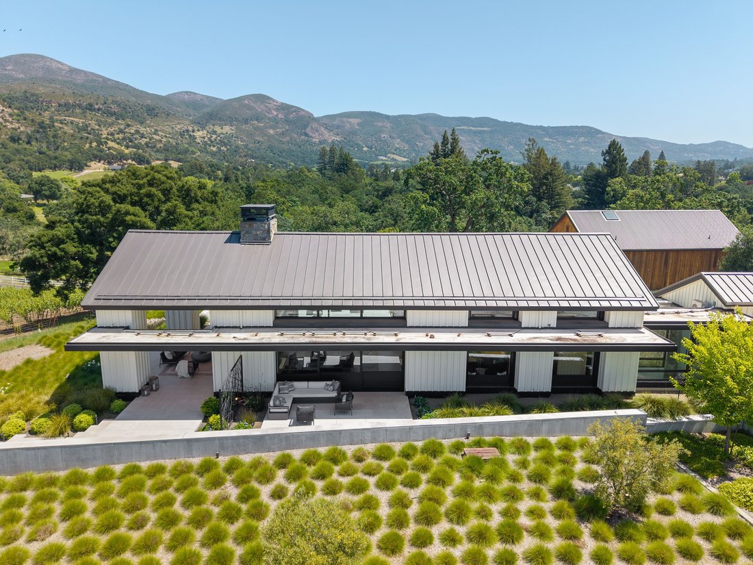 Napa, California, United States 4 - 18056467
