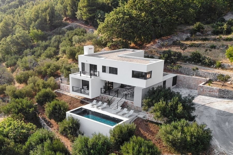 Villa in Omis, Split-Dalmatia County, Croatia 2 - 18055192