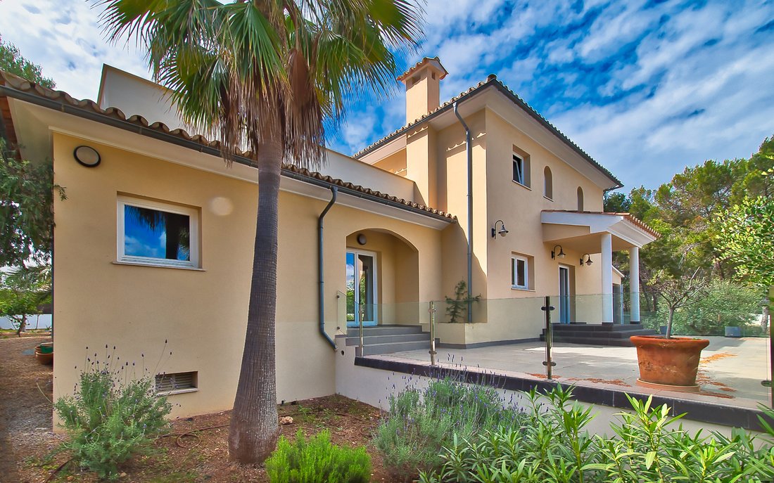Villa in Sol de Mallorca, Calvia, Balearic Islands 2 - 18054909