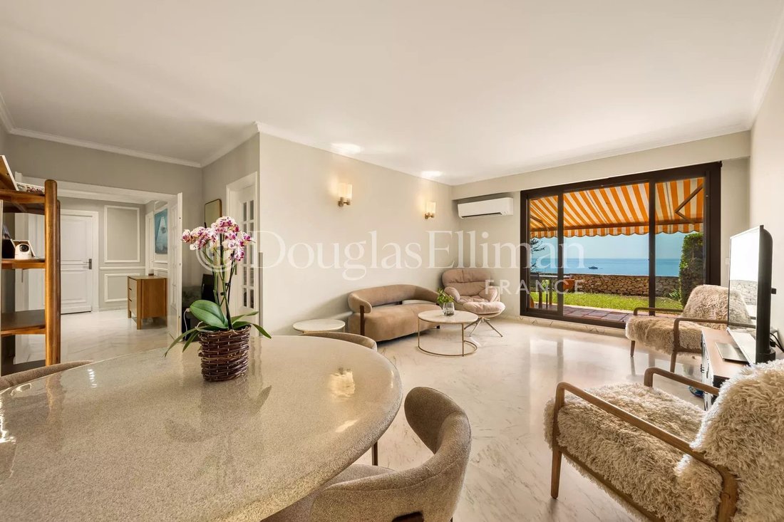 Apartment in Cabbe-Saint Roman, Roquebrune-Cap-Martin, France 4 - 17967101