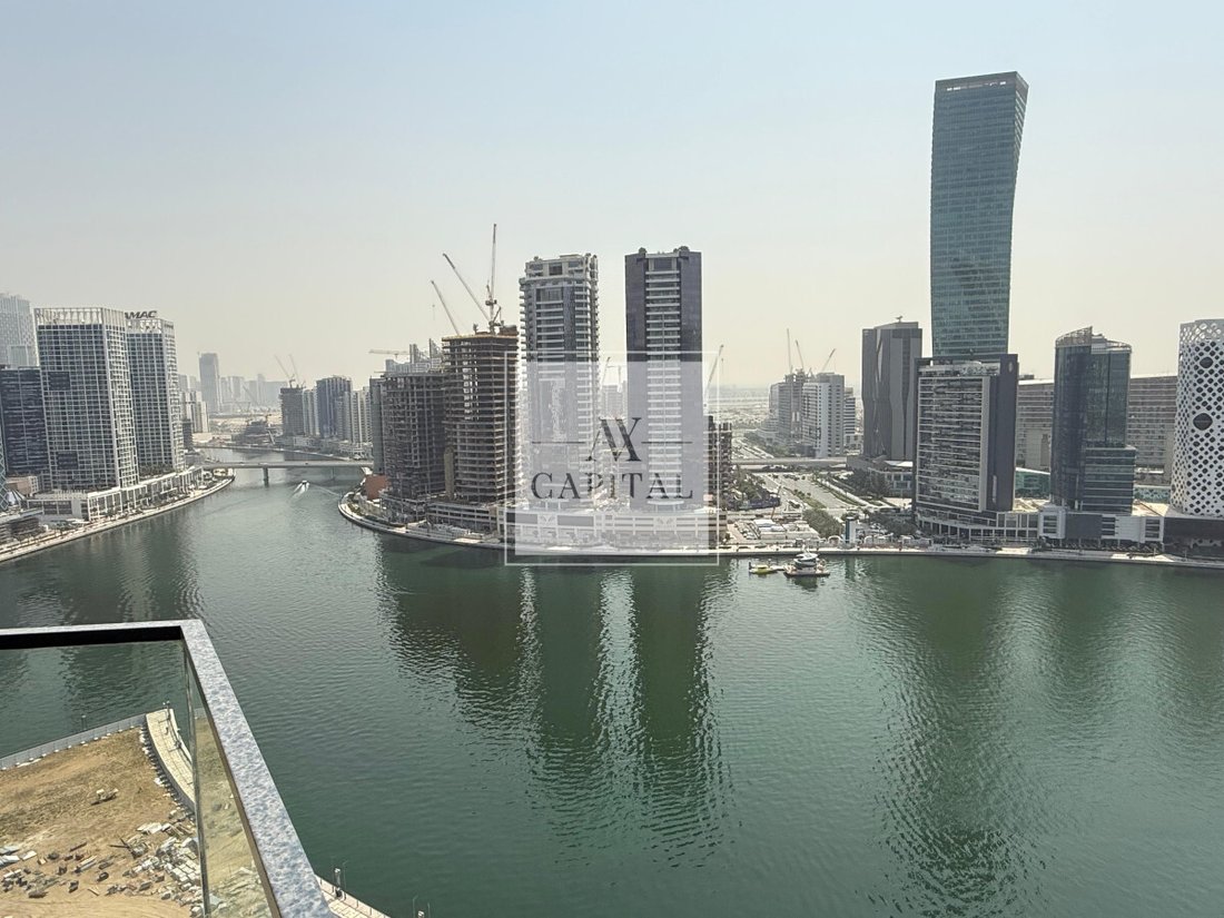 Apartment in Dubai Harbour, Dubai, United Arab Emirates 1 - 18054844