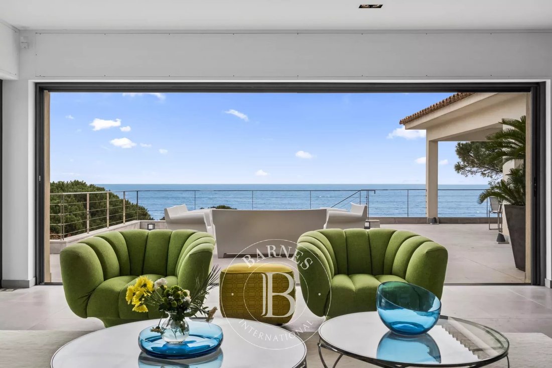 Villa in Nartelle-Noyer-Bellevue-bd des Sardinaux, Sainte-Maxime, France 1 - 17356947