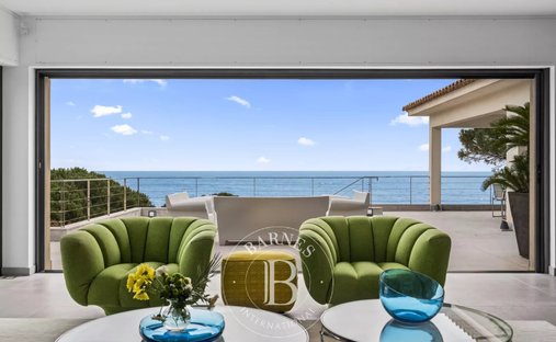 Villa in Nartelle-Noyer-Bellevue-bd des Sardinaux, Sainte-Maxime, France 1