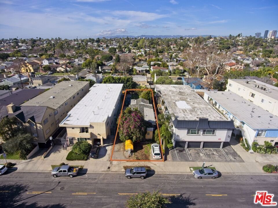 Los Angeles, California, United States 1 - 18058398