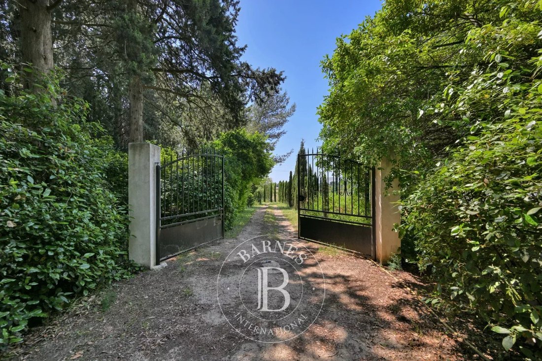Estate in Port Marianne, Montpellier, France 4 - 18055517