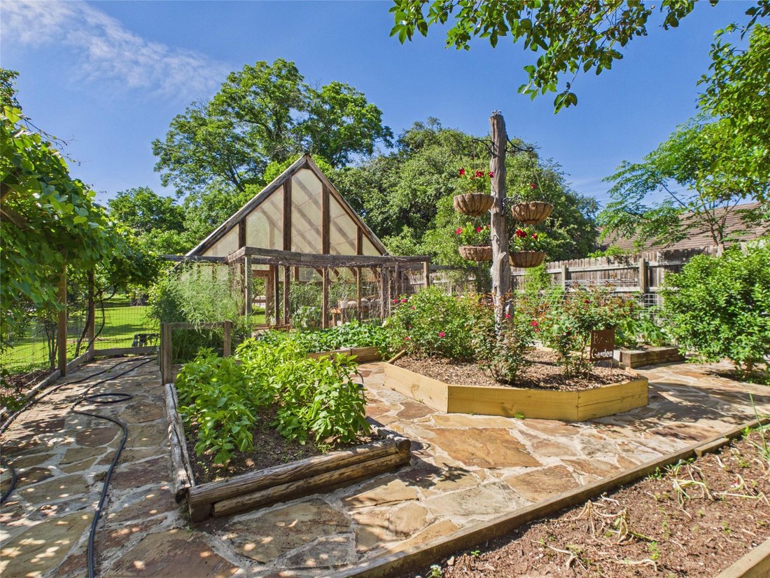House in New Braunfels, Texas, United States 2 - 18057990