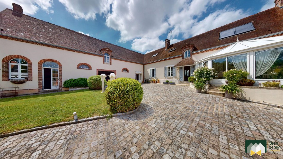 Farm Ranch in Saint-Prest, Centre-Val de Loire, France 1 - 18059895