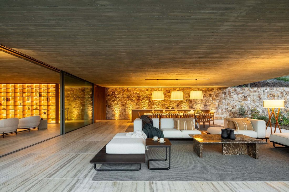 Villa in El Madroñal, Benahavis, Spain 4 - 18055089