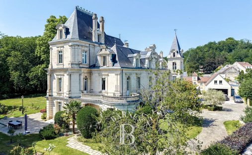 Castle in Septmonts, Hauts-de-France, France 1