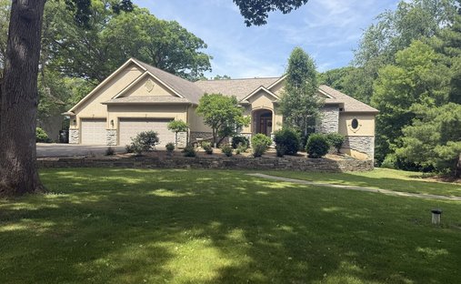 House in Fox Lake, Illinois, United States 1