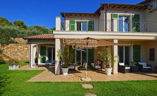 Villa in Vallebona, Ligurien, Italien 1