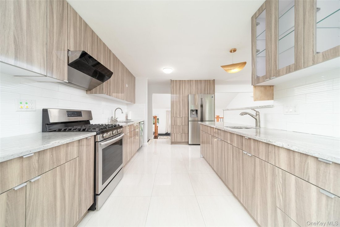 House in Great Neck, New York, United States 5 - 18058387