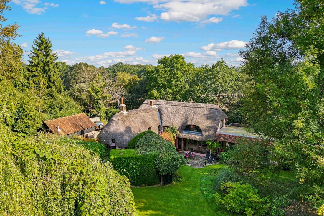 House in West Wellow, East Wellow, England 2 - 18056755