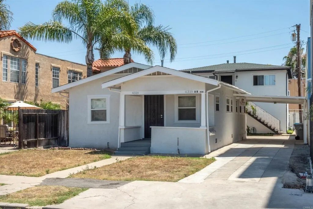 San Diego, California, United States 1 - 18057592
