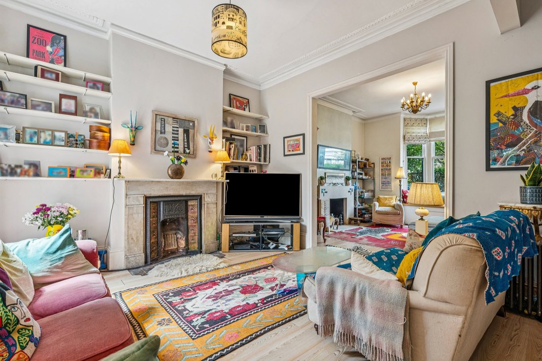 House in Shepherds Bush, Hammersmith and Fulham, England 4 - 18054782