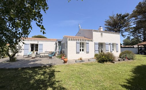 House in L'Épine, Pays de la Loire, France 1