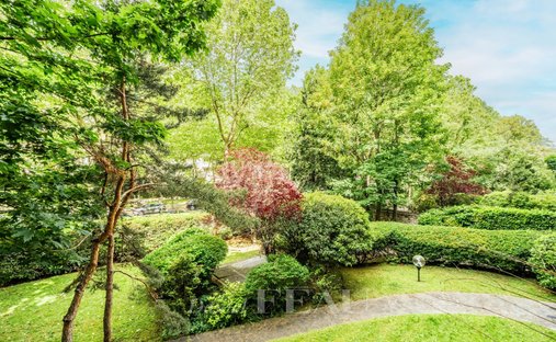 Apartment in Ile de la Jatte - Parc d'Orléans, Neuilly-sur-Seine, France 1