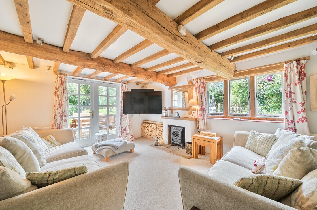 House in Sway, England 4 - 18056791