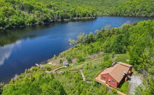 House in Monterey, Massachusetts, United States 1